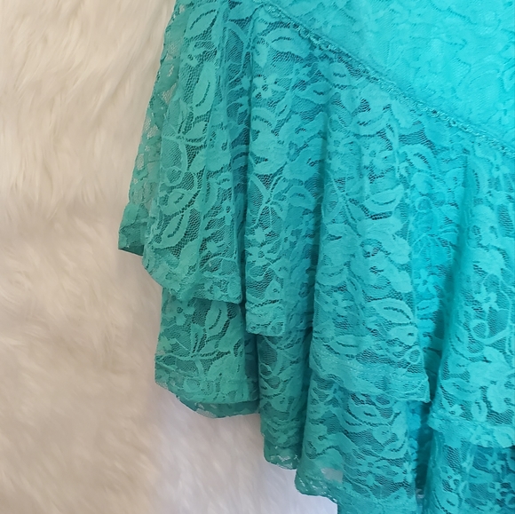 BEBE Teal Turquoise Lace Assymetrical Mermaid Midi Skirt - Size XXS, 00 - Picture 3 of 6